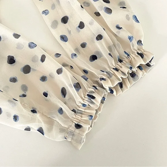 Aritzia Cream Blouson Sleeve Smocked Top with Navy Dot Print - Picture 8 of 10